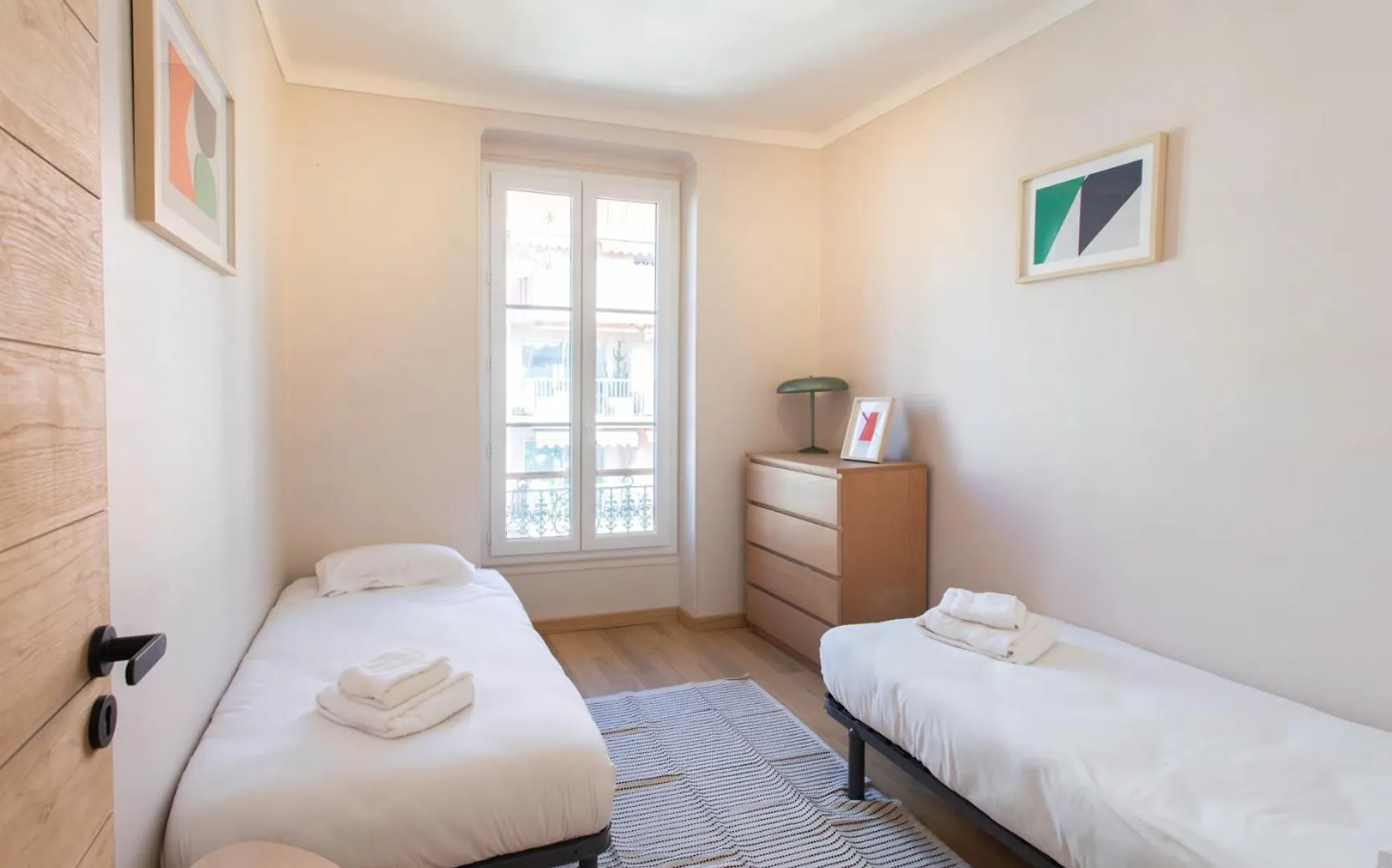 #25 2Bdr Port, 5Min From The Old Town Balcony, Ac&Wifi Apartment Nice 0*,  France