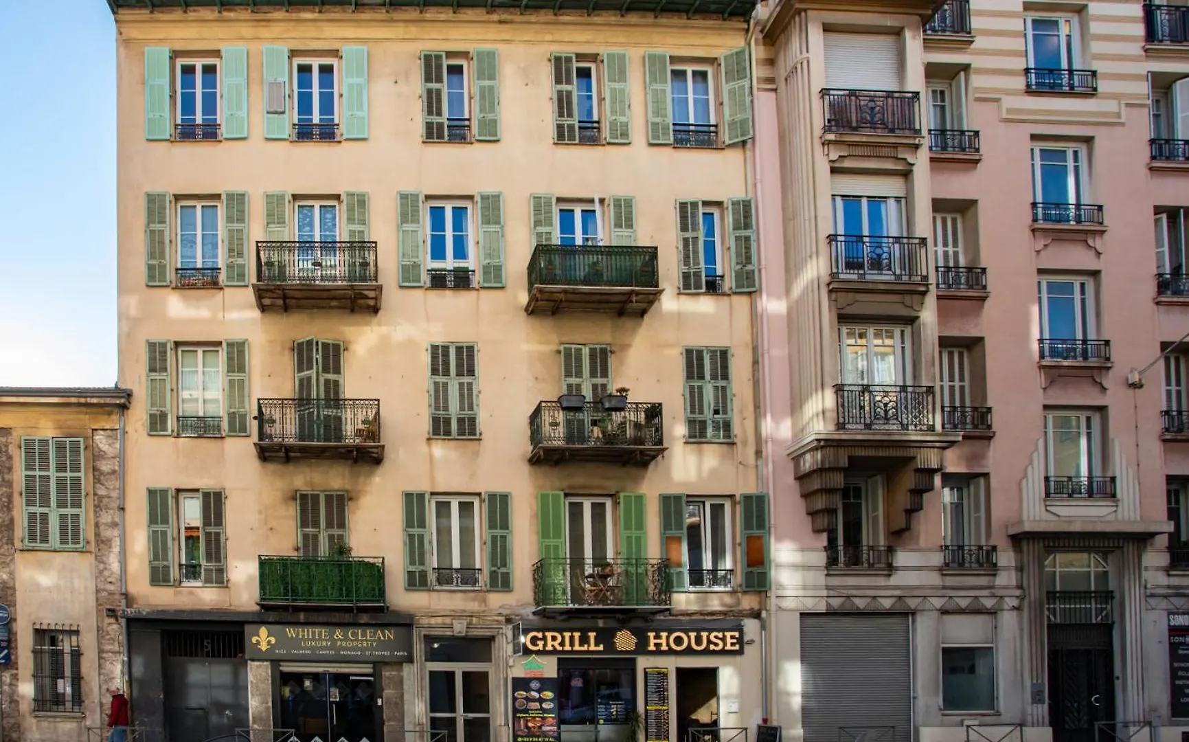 #25 2Bdr Port, 5Min From The Old Town Balcony, Ac&Wifi Apartment Nice
