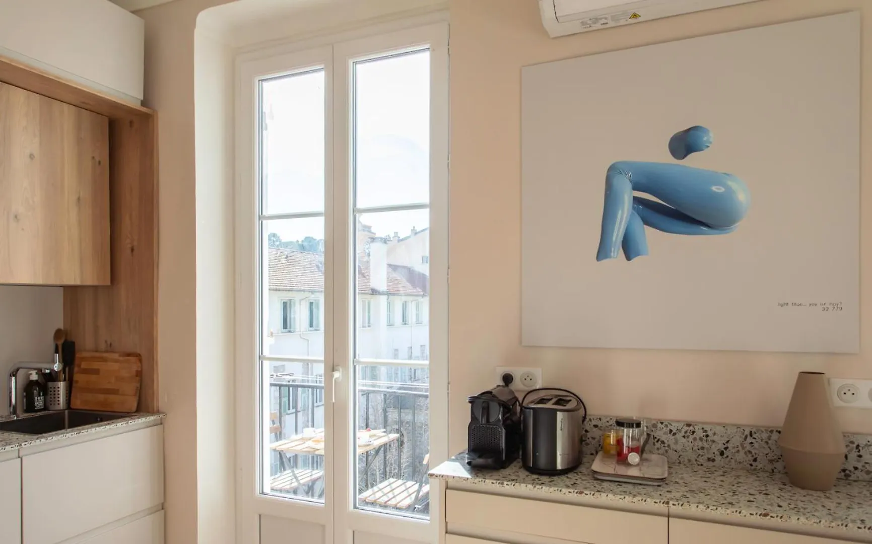 #25 2Bdr Port, 5Min From The Old Town Balcony, Ac&Wifi Apartment Nice