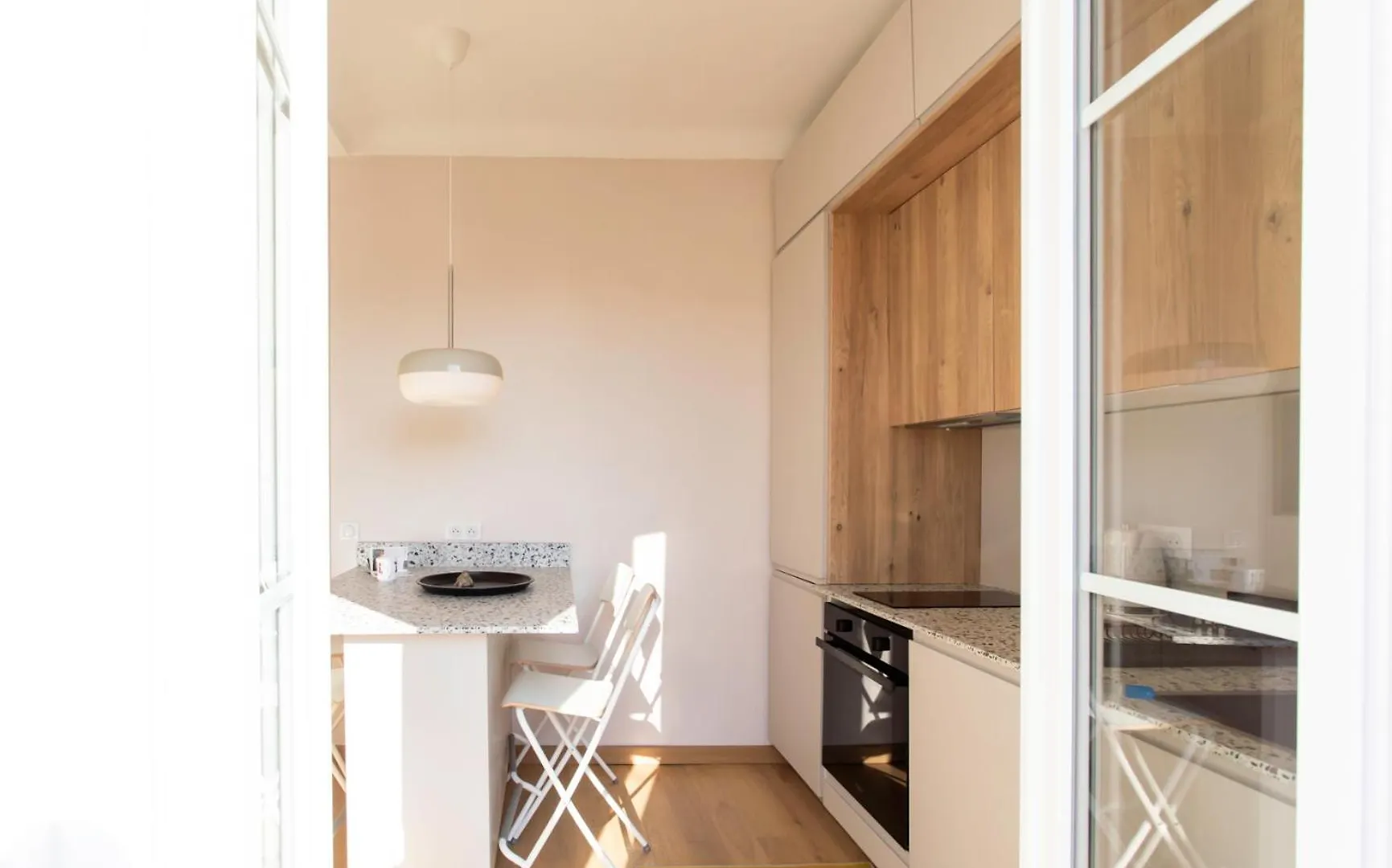 #25 2Bdr Port, 5Min From The Old Town Balcony, Ac&Wifi Apartment Nice 0*,